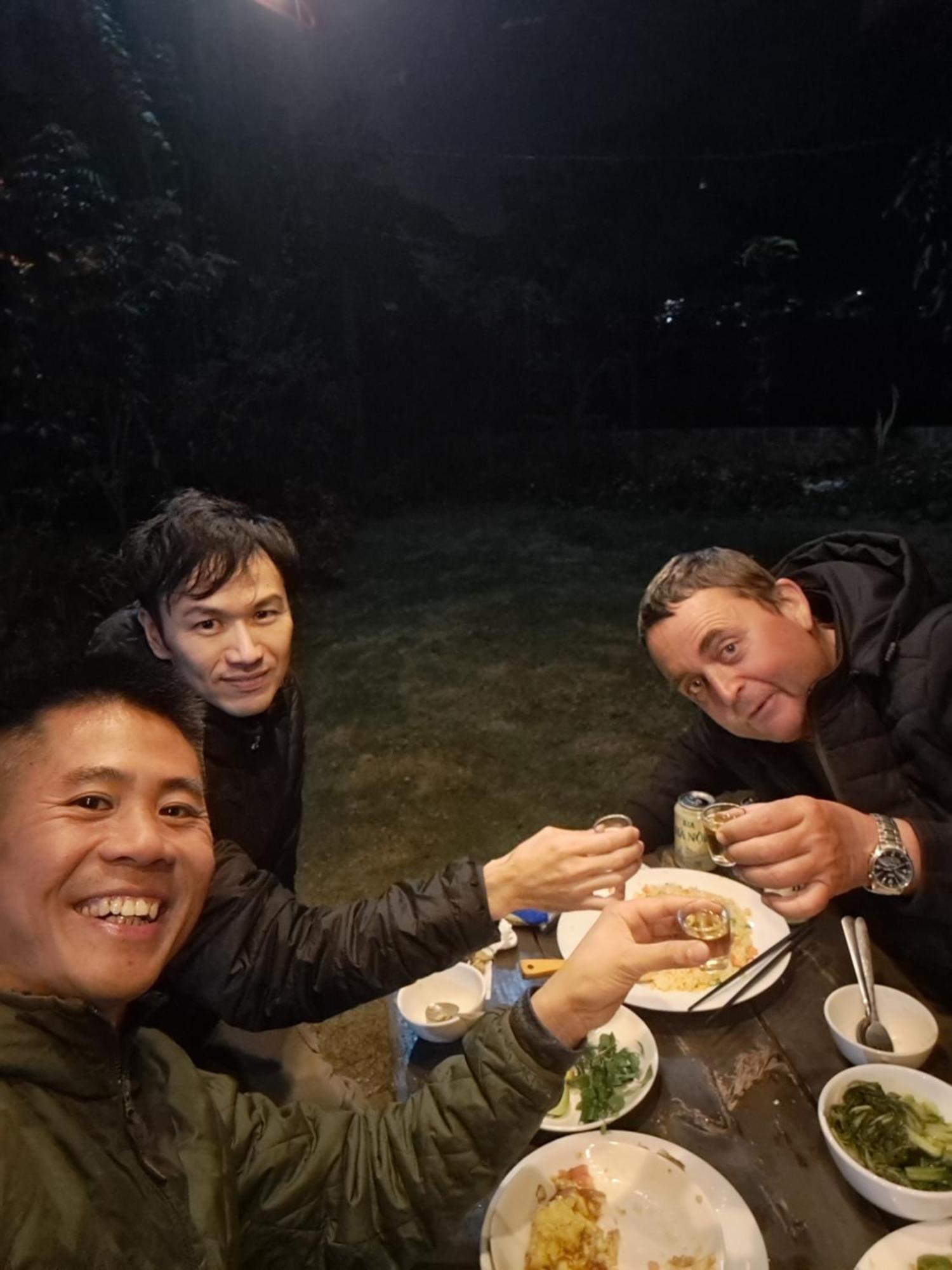 Homestay Field - Bungalow, Ha Giang Loop Tour, Motorbikes Rental Екстериор снимка