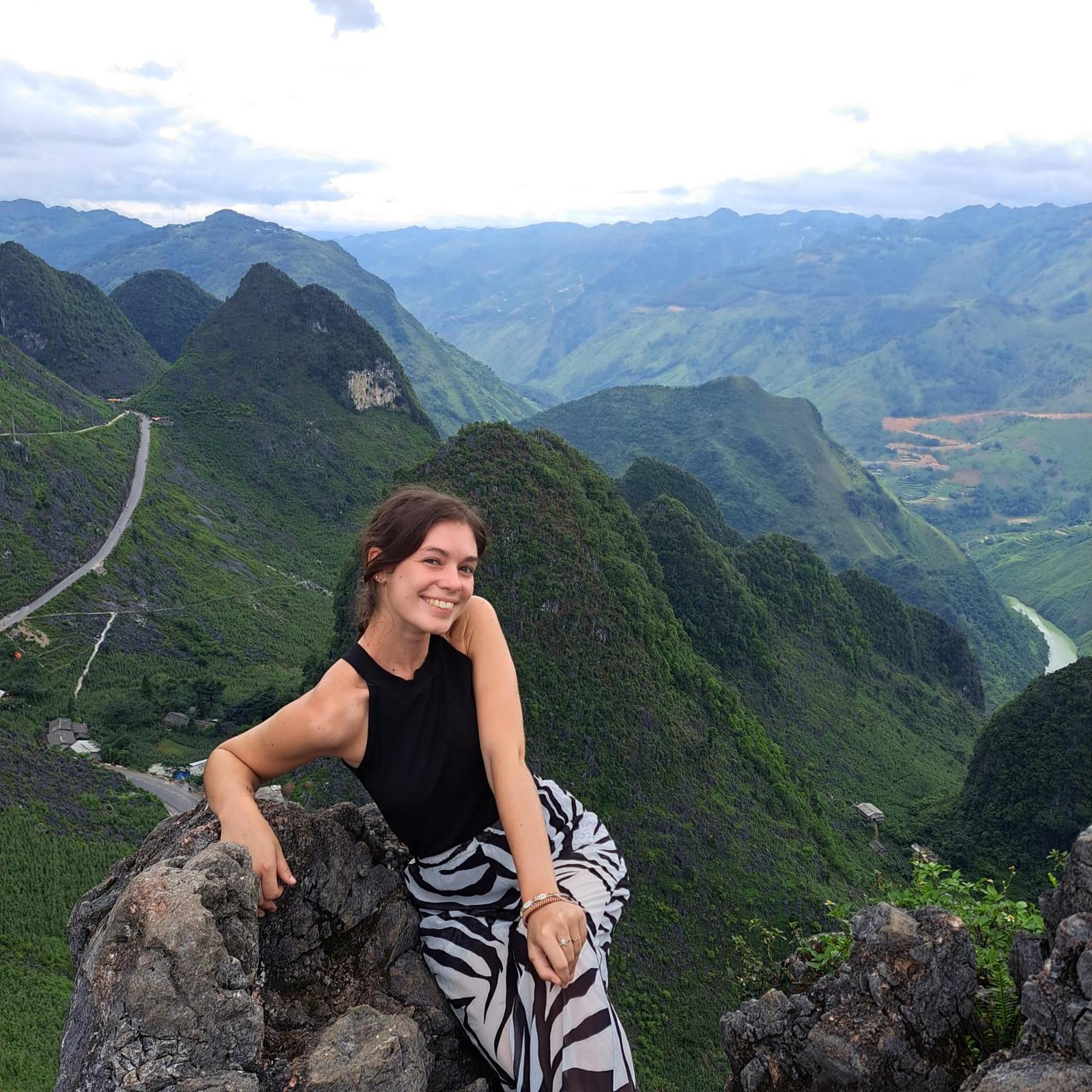 Homestay Field - Bungalow, Ha Giang Loop Tour, Motorbikes Rental Екстериор снимка